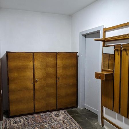 Communist Style Room Shkoder Ngoại thất bức ảnh