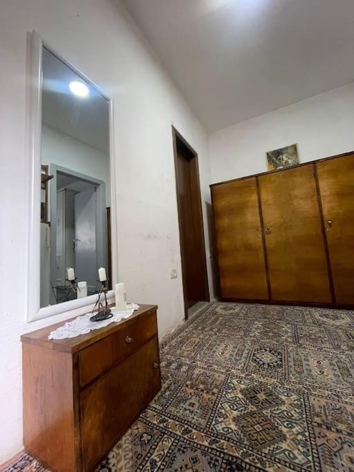 Communist Style Room Shkoder Ngoại thất bức ảnh
